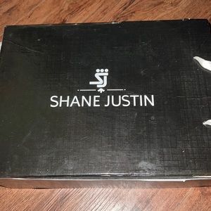 Shane justin platform sandals